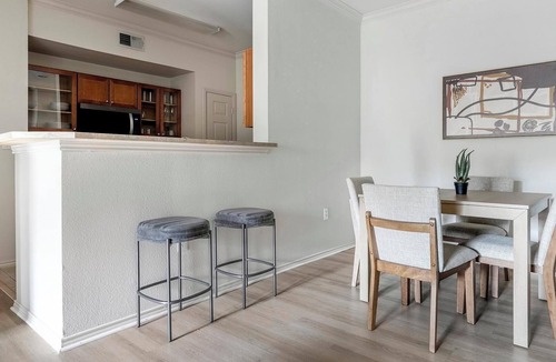 Falconhead Apartment | Landing | Spectacular 2BD in Bee Cave