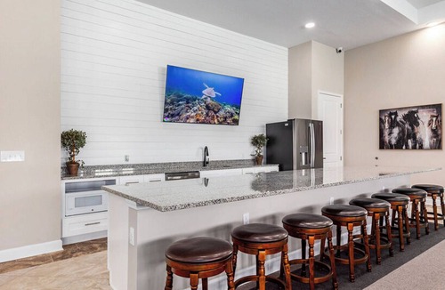 Fellowship Apartment | Landing | Spectacular 2BD, Gym, Yoga Studio