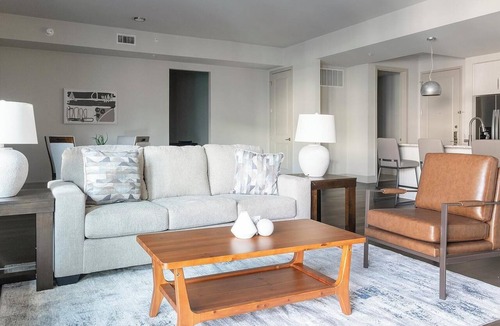Houston Apartment | Landing | Spectacular 2BD, Tennis Court, Gym