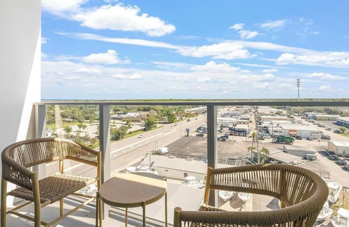 East Naples Apartment | Landing | Spectacular 2BD, Pool