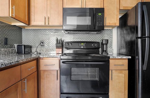 Gainesville Apartment | Landing | Spectacular 2BD, Gym, Clubhouse