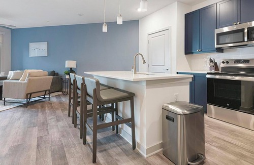 Huntsville Apartment | Landing | Spectacular 1BD, Yoga Studio, Gym