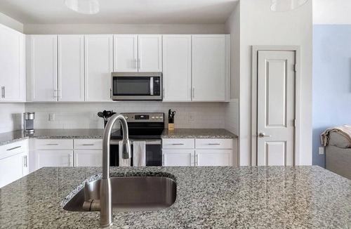Murfreesboro Apartment | Landing | Stunning 1BD, Clubhouse, Yoga Studio