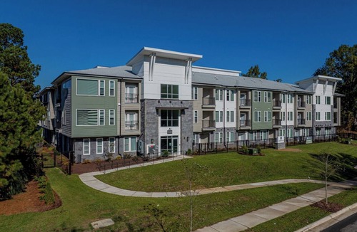 East Raleigh Apartment | Landing | Stunning 1BD, Clubhouse, Gym
