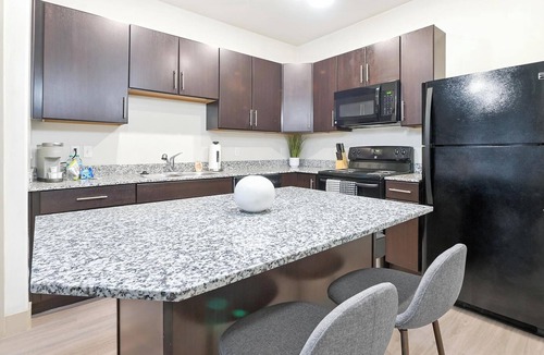 Sandy Apartment | Landing | Stunning 1BD, Pool, Clubhouse