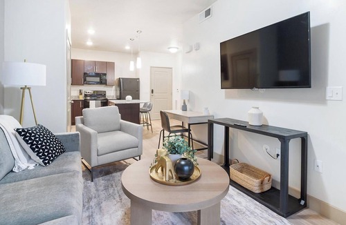 Sandy Apartment | Landing | Stunning 1BD, Pool, Clubhouse