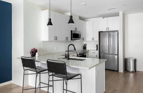 Civic Center Apartment | Landing | Stunning 1BD, Rooftop Lounge, Gym