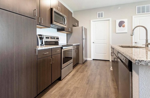 Chesterfield Apartment | Landing | Stunning 2BD, Pool, Clubhouse