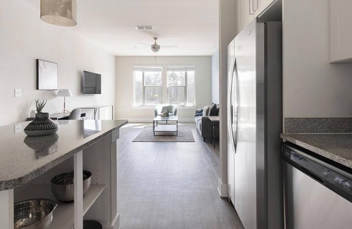 St. Johns Apartment | Landing | Stunning 2BD, Gym