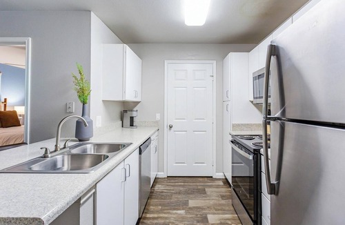 Tallahassee Apartment | Landing | Stunning 2BD, Game Room, Clubhouse