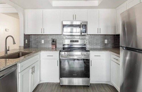 Paradise Apartment | Landing | Stunning 2BD, Clubhouse, Gym
