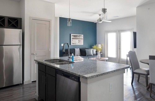 Buda Apartment | Landing | Stunning 2BD, Game Room, Gym