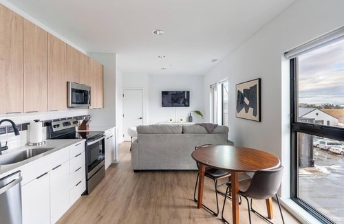 Bozeman Apartment | Landing | Stunning 2BD in Downtown Bozeman