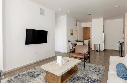 Spring Valley Apartment | Landing | Stunning 2BD, Pool, Gym