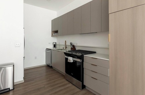 Spring Valley Apartment | Landing | Stunning 2BD, Pool, Gym