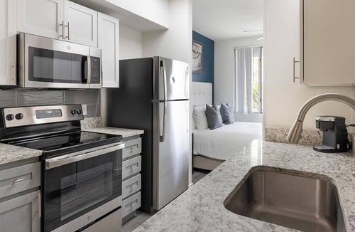 Tempe Apartment | Landing | Stunning Studio, Clubhouse