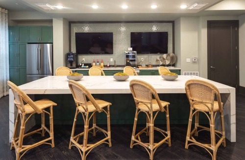 Land O' Lakes Apartment | Landing | Stunning 1BD, Clubhouse, Pool