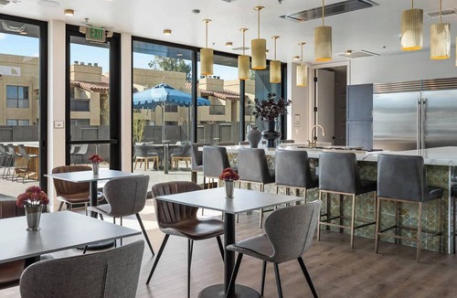 North Mountain Apartment | Landing | Stylish 1BD, Clubhouse, Pool