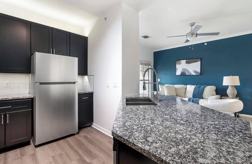 Austin Apartment | Landing | Stylish 1BD, Courtyard, Gym