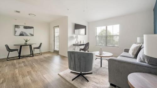 Murfreesboro Apartment | Landing Stylish 1BD Game Room Gym