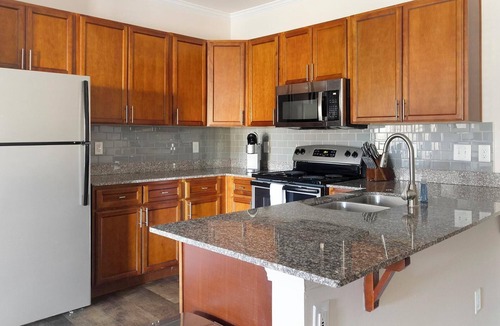 Hillsborough Apartment | Landing | Stylish 2BD, Clubhouse, Gym
