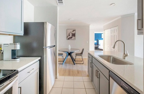Murfreesboro Apartment | Landing | Stylish 2BD, Gym, Clubhouse