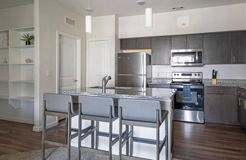 Pflugerville Apartment | Landing | Stylish 2BD, Gym, Clubhouse