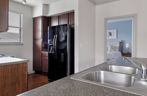 Northeast Houston Apartment | Landing | Stylish 2BD, Game Room, Clubhouse