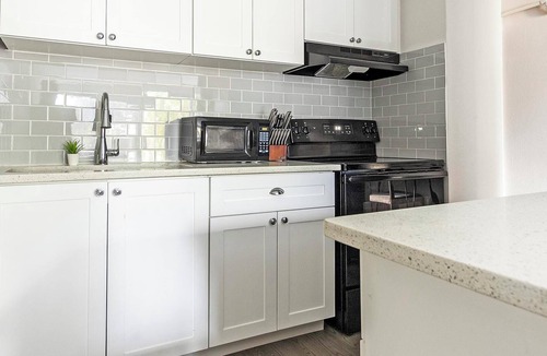 St. Petersburg Apartment | Landing | Stylish Studio, Courtyard, Clubhouse