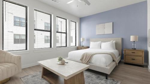 Sweetbriar Apartment | Landing Stylish Studio Gym Pool