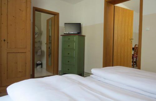 Garmisch-Partenkirchen Hotel | Landkomforthotel Panorama & Restaurant Bella Vista