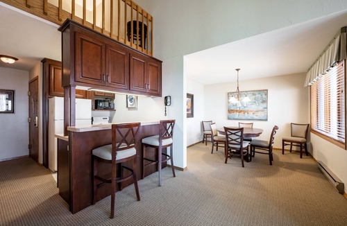 Egg Harbor Condo | Landmark Resort