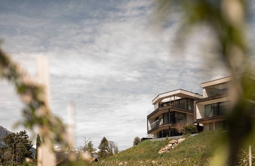 Schenna Villa | Landpalais Goyenhof - The View House