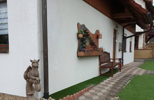 Walldorf Apartment | Landsbergblick holiday flat