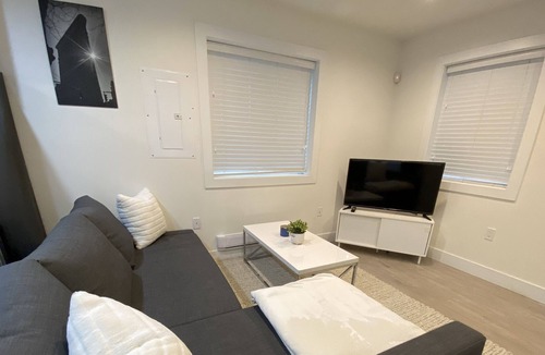 Killarney House | Laneway Home in Vancouver - Super Central