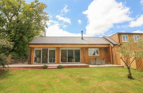 Broadwoodkelly House | Langdale Barn