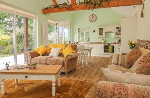 Broadwoodkelly House | Langdale Barn