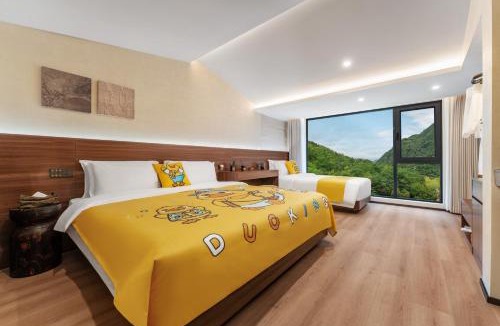 Jiuzhaigou Hotel | Langji Mizang Hotel