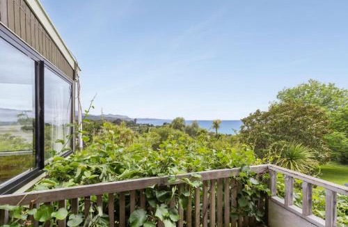 Parapara House | Langley Lodge