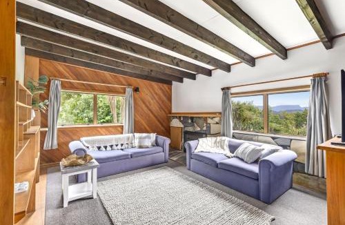 Parapara House | Langley Lodge