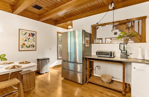 Mount Dora House | Langoon Lodge 3-BR 2-BA, 7 beds. Walk to DT&Lake