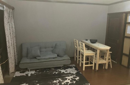 Roodeplaat Apartment | LANIDA Self-catering Accommodation