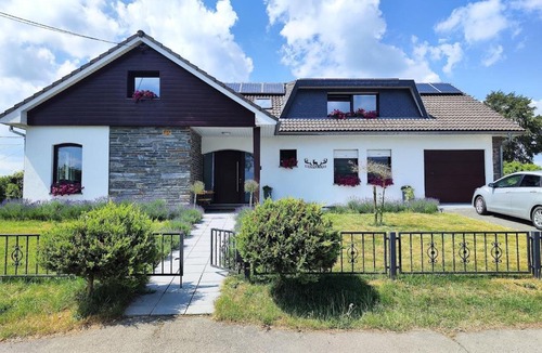 Waimes House | Lanonweye