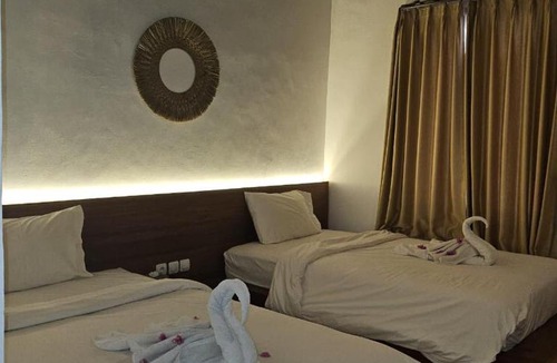 Pujut House | Lantis Corp Inn