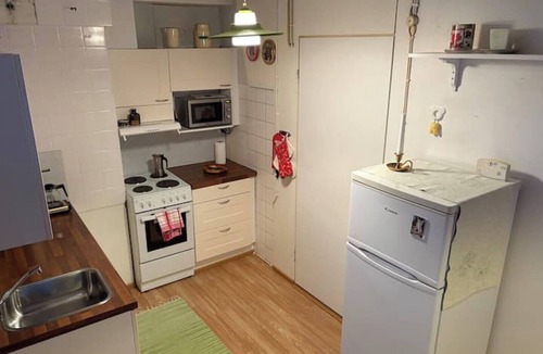 Kisko Cottage | Lapinkangas studio w/sauna. Pet friendly with private garden. Semidetached.