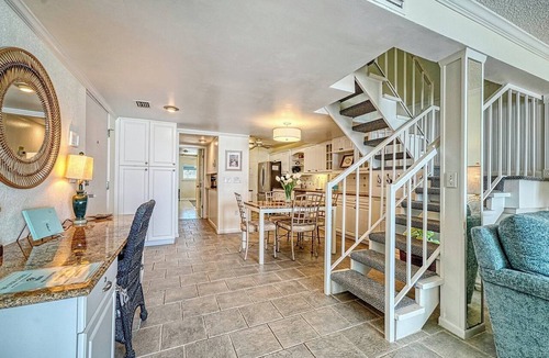 Longboat Key Condo | LaPlaya 204D-Beach-lovers paradise!