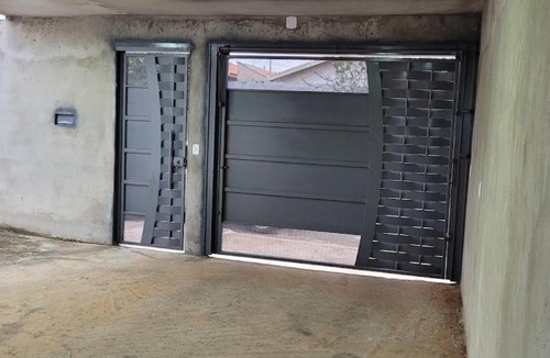 Pirassununga House | Lar Tranquilo Com Garagem