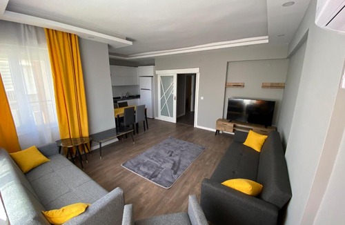 Guzeloba Mahallesi Apartment | Lara