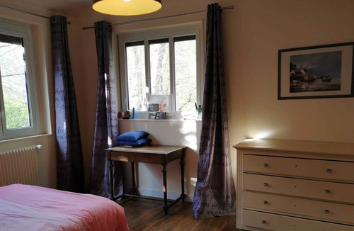 Saint-Pryve-Saint-Mesmin House | Large house with garden in the middle of apple fields and by the river