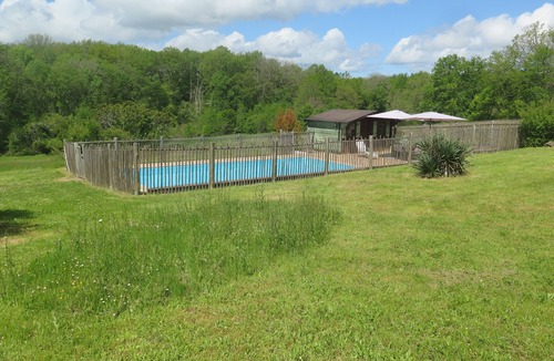 Cendrieux House | Large, quiet family home with swimming pool (Household linen and towels included)